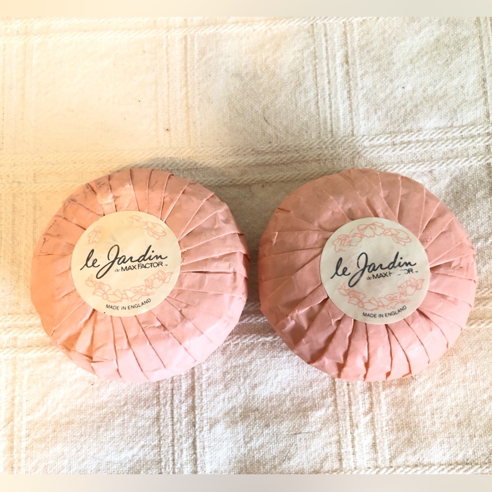 Le Jardin Pink Wrapped Soaps 2x discontinued